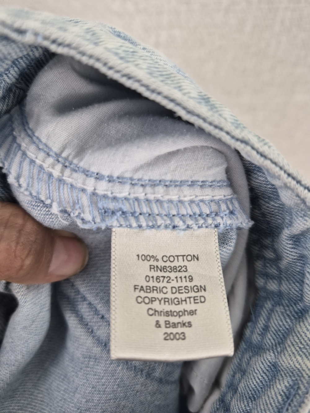 Christopher & Banks Size 12 Cropped Capri Jeans Light Wash Embroidered SKU0332 - Picture 13 of 14